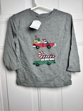 Cat & Jack Gray Long Sleeve Holiday Graphic Shirt with Red & Green Cars